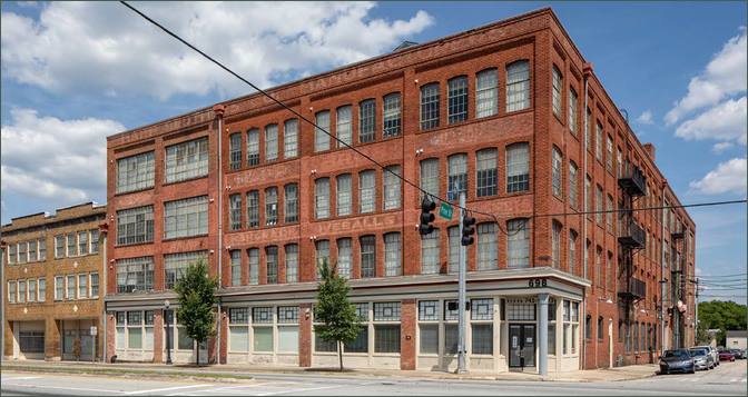                         	Broadway Lofts
                        