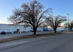 
                                	        Airport Highway Park
                                    