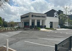 
                                	        3225 Peachtree
                                    