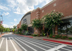 
                                	        Alpharetta Crossing
                                    